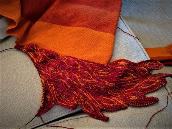 Knitting Meets Weaving_1 - Anne Sanderoff-Walker-edited-small